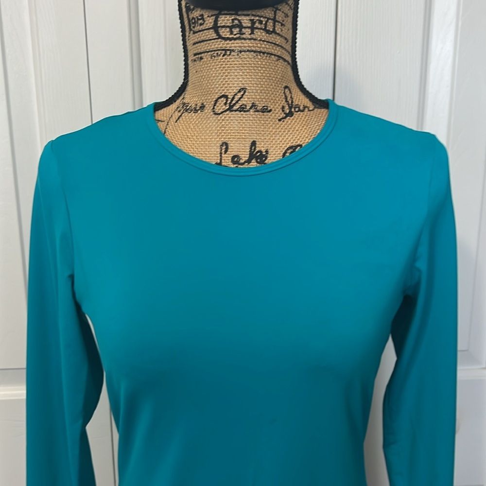 LL Bean Turquoise Rash Guard - Picture 2 of 10